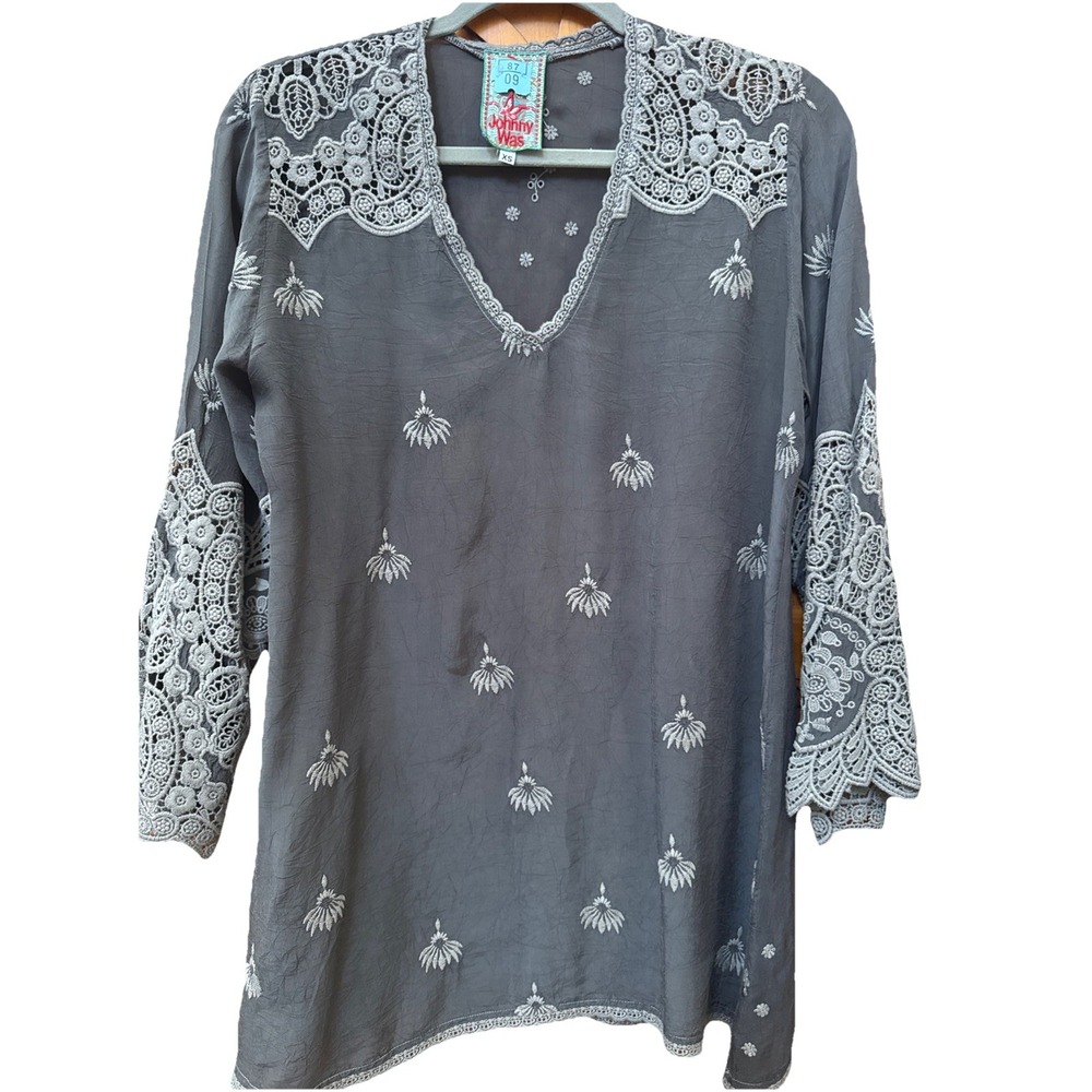 Johnny Was Grey Embroidered Lace V-Neck Tunic Top C15718-8 XS Boho Bell Sleeve